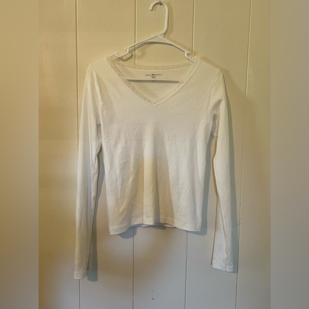"Brandy Melville" White Long Sleeve Top